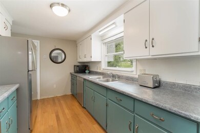 9 Meadowcrest Ln, Barre, VT 05641 - photo 4