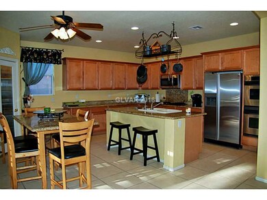 Kitchen. Spacious island kitchen has granite count