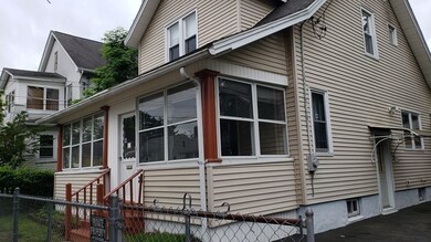 28 Shawmut St, Springfield, MA 01108 - photo 4