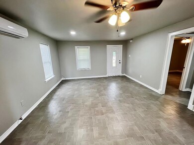 707 N Bus 287, Decatur, TX 76234 - photo 2