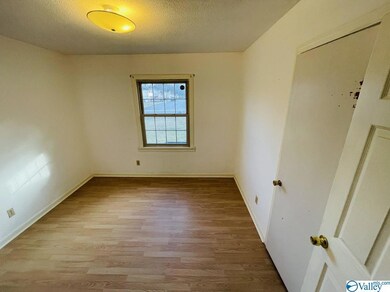 4026 Talwell Dr SW, Huntsville, AL 35805 - photo 6