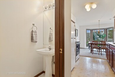 1/2 Bath