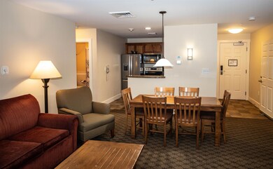 505/507 Qtr I Adams House, Ludlow, VT 05149 - photo 6