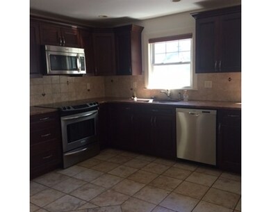 207 Cross St unit SF, Winchester, MA 01890 - photo 2