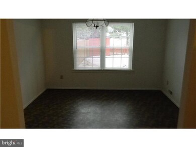 35 Hamilton St, Swedesboro, NJ 08085 - photo 5