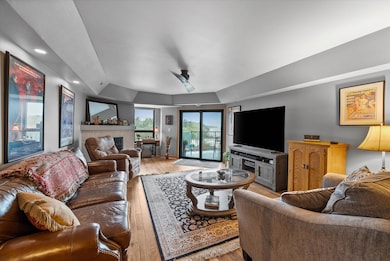 02-Living Room