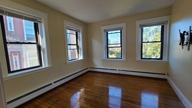 75 Charter St unit 4, Boston, MA 02113 - photo 5