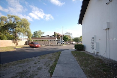 1254 E 113th Ave unit C115, Tampa, FL 33612 - photo 5