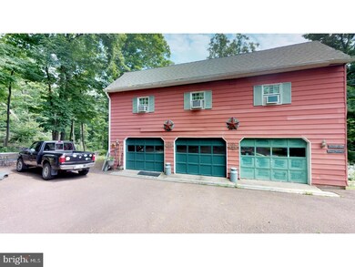 32 Stover Park Rd, Pipersville, PA 18947 - photo 2