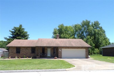 1904 S Hedgewood Dr, Bolivar, MO 65613 - photo 2