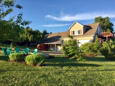 7727 Furnace Rd, Slatington, PA 18080 - photo 2