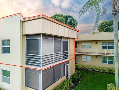 509 Capri K, Delray Beach, FL 33484 - photo 3