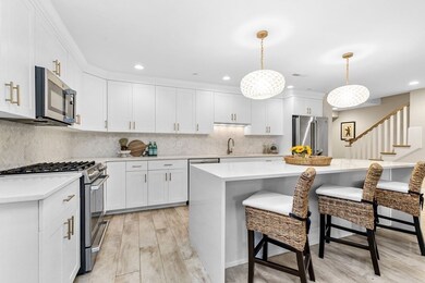 167 Poplar St unit 2, Boston, MA 02131 - photo 6