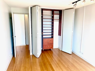 4343 N Clarendon Ave unit 2504, Chicago, IL 60613 - photo 6