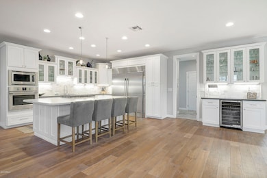 unlisted-address, Phoenix, AZ 85018 - photo 6