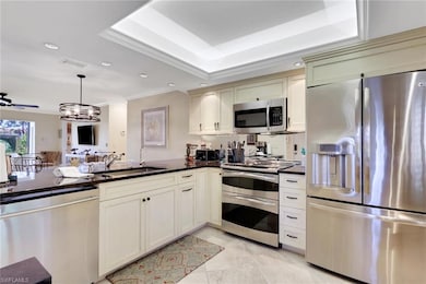 5250 Fox Hollow Dr unit 505, Naples, FL 34104 - photo 2