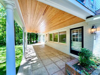 2404 7th St N, Columbus, MS 39705 - photo 5