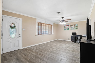 3904 Lakewood Dr, Fort Worth, TX 76135 - photo 6