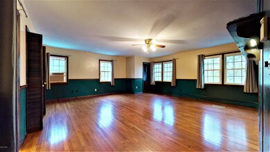 126 Chippy Cole Rd, Milford, PA 18337 - photo 6