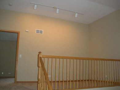 18 Sierra Ct, Lake In the Hills, IL 60156 - photo 7