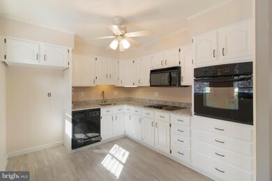 3515 27th Ave, Temple Hills, MD 20748 - photo 7