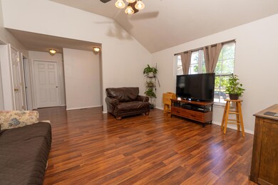 334 Sugar Tree-22