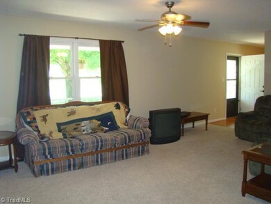 377 Nassau Trail, Asheboro, NC 27205 - photo 4