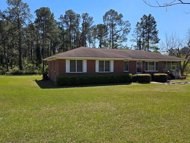 259 Snowden Rd, Fitzgerald, GA 31750 - photo 2