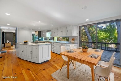 15 Circle St, Marblehead, MA 01945 - photo 3