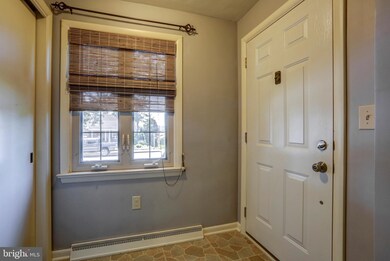 201 Hillcrest Rd, New Holland, PA 17557 - photo 5