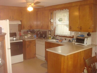 12 Wellington Ave, Dover, NH 03820 - photo 4