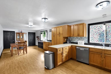 2721 S Freya St, Spokane, WA 99223 - photo 7