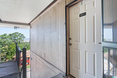 2401 Arlington Crescent unit F, Birmingham, AL 35205 - photo 3