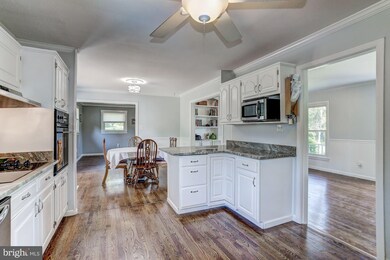 6700 Lake Dr, Warrenton, VA 20187 - photo 7