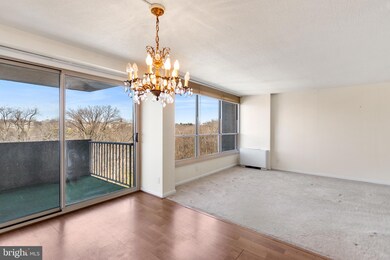 Green Hill Condominiums unit E-912, Wynnewood, PA 19096 - photo 7