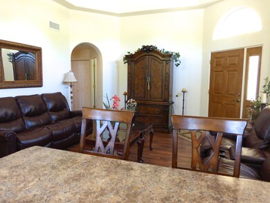 Bar/Hallway/Entry