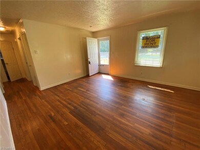 1301 Wise Ave, High Point, NC 27260 - photo 2