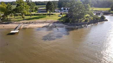 933 Pleasant Point Rd, Surry, VA 23883 - photo 5