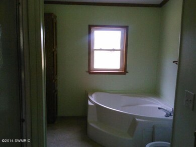 263356892 Master Bath