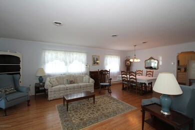 2nd View Living Room