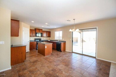 Kitchen & Dining Area