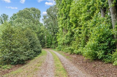 1132 Mocksville Hwy, Statesville, NC 28625 - photo 3