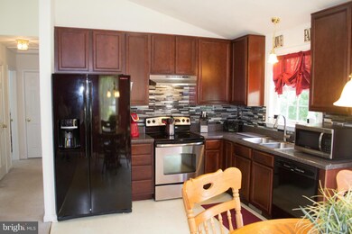 26538 North Anna Dr, Ruther Glen, VA 22546 - photo 6