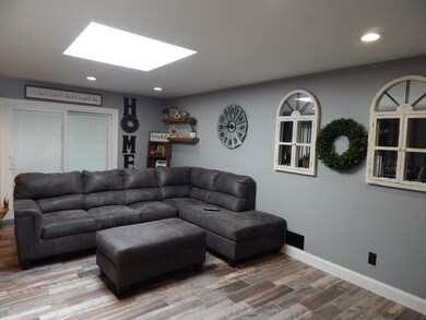 87 Holly Tree Ln, Toms River, NJ 08753 - photo 5