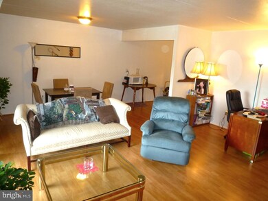 76 Welsh Tract Rd unit 308, Newark, DE 19713 - photo 2