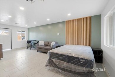 1879 W Peppertree Dr unit A01, Safford, AZ 85546 - photo 5