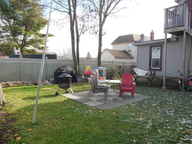 149 Division St, Saratoga Springs, NY 12866 - photo 5