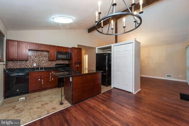 5917 Key Ave, Baltimore, MD 21215 - photo 5