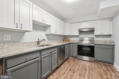 33 Devon Ct, Sterling, VA 20165 - photo 5