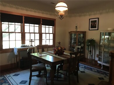 Formal dining room
